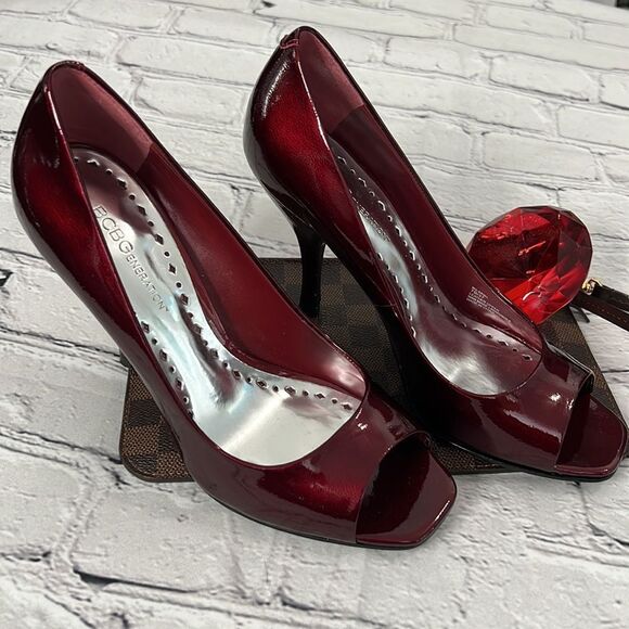 Red patent BCBG generation heels with peep toe - Picture 4 of 7